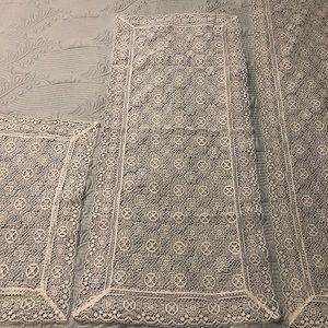 New vintage white lace table runner